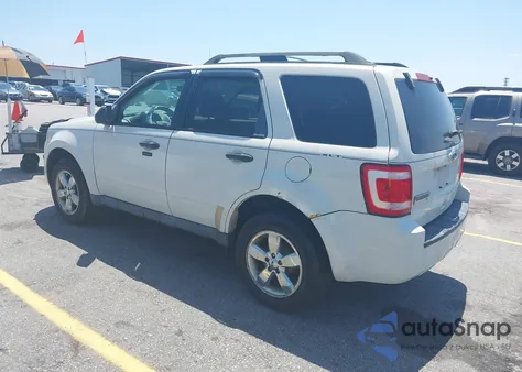 2012 Ford Escape Xlt z USA, uszkodzony, nr VIN 1FMCU0D71CKB16689